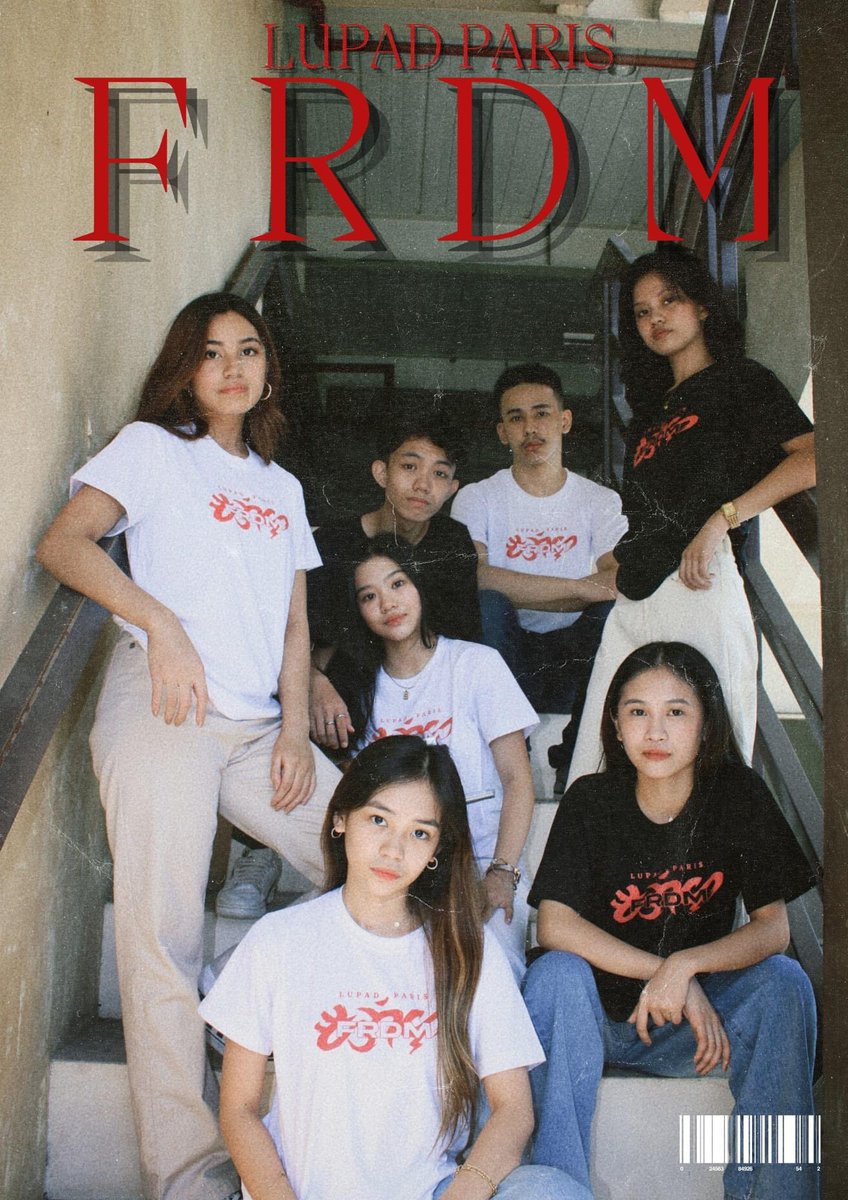 LupadParis's tweet photo. The flame is burning REAL hot 🔥

The Future. The Revolution. The Extraordinary.

Avail your Paris Eagles x FRDM Club merch through this link: 
https://t.co/ayae48nCXM

First batch of orders will close until Friday November 11, 5 pm. Back detail photos (and more) coming soon. 😉 https://t.co/4K86HVqehG