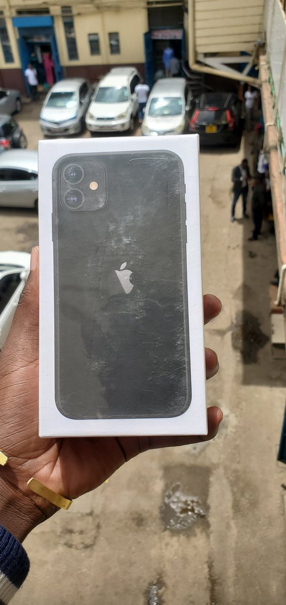 Phoneplug_'s tweet photo. iphone 11
128gb
@62500
shop located at imenti house 
call/whatsapp:0711203106 #PilotsFakingSickness #cryptocrash Uhuru Subaru NOTHING PERSONAL Githeri Sonko 
Murkomen #homeworkslave Uganda and Rwanda
#QatarWorldCup2022 Kenya Airways Business Daily Binance #COP27 #MainaAndKingangi https://t.co/klCwPaOKF9
