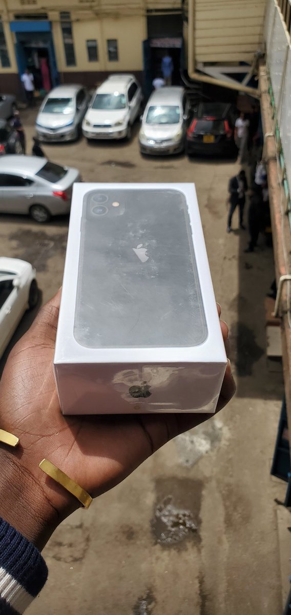 Phoneplug_'s tweet photo. iphone 11
128gb
@62500
shop located at imenti house 
call/whatsapp:0711203106 #PilotsFakingSickness #cryptocrash Uhuru Subaru NOTHING PERSONAL Githeri Sonko 
Murkomen #homeworkslave Uganda and Rwanda
#QatarWorldCup2022 Kenya Airways Business Daily Binance #COP27 #MainaAndKingangi https://t.co/klCwPaOKF9
