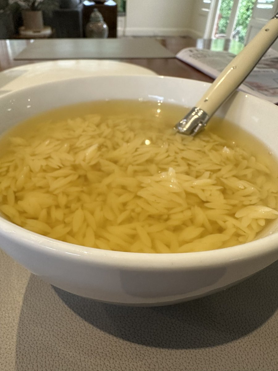 Soups on! Best cure for a cold #chickensoup #jewishpenacillan