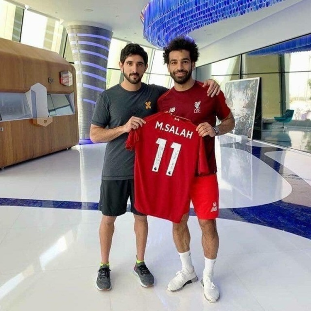 zubinofficial's tweet photo. Klopp was made aware of FSG's intentions in October 2022. The Prince of Dubai is interested in buying Liverpool FC and is rumored to have already made a bid. Liverpool flies to Dubai for a training camp during the world cup. This can't be a coincidence, can it? #LFC https://t.co/VSOpuCHYne