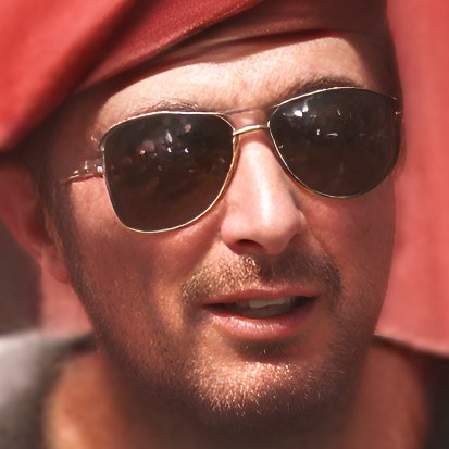 LIO_ENPL's tweet image. ← 元画像　→ AI加工

拡大してみて！すっっっごい！
犯罪とかこういうので判別できるんだろうね
#Battlefield2042 #CodeFormer