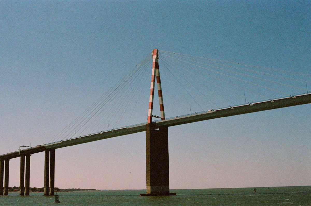 // L’ESTUAIRE — SAINT-NAZAIRE, FR — AUG22 ©Jeremy Blahay //

#pontdesaintnazaire #loireatlantique #saintmarcsurmer #saintnazaire #film #argentique #photography #estuaire #loire #atlantique #farwest #paysdelaloire <a href="/VisitStNazaire/">Saint-Nazaire Renversante</a> <a href="/VilleStNazaire/">Saint-Nazaire</a>