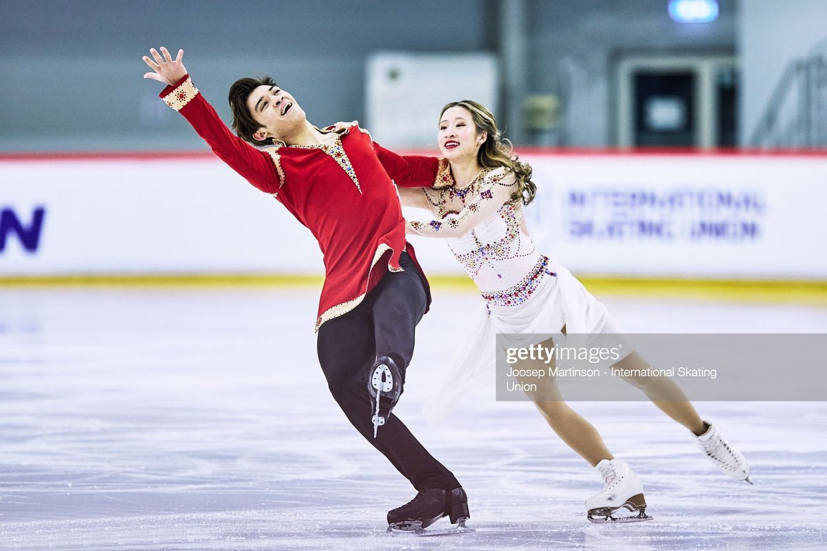 goldenskate's tweet photo. Happy Birthday 🎂 to 🇺🇸 USA's #JonathanRogers who took 🥉 with #VanessaPham in their #JGPFigure debut in Courchevel 🇫🇷 👏🏻 The 20-year-old from Houston likes car shows 🚗, coffee shops ☕, visiting friends, and hip hop 🎵 📷 2022-23 FD to "Scheherazade" #FigureSkating https://t.co/LctBmpDrIc
