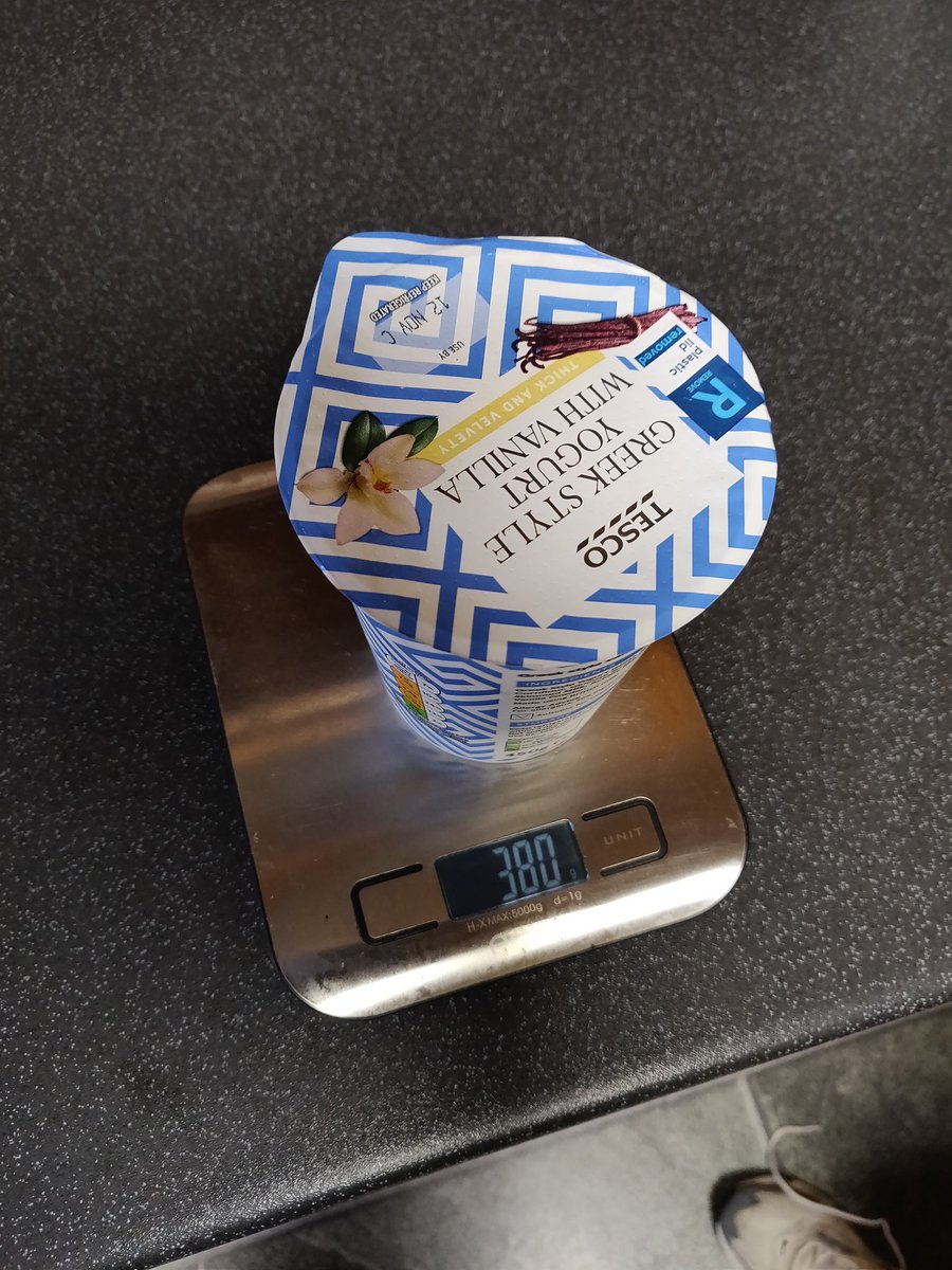 TDually's tweet photo. @Tesco I've been thinking there's a disconnect between what I'm buying and what's labelled. https://t.co/XDFS3w3thQ