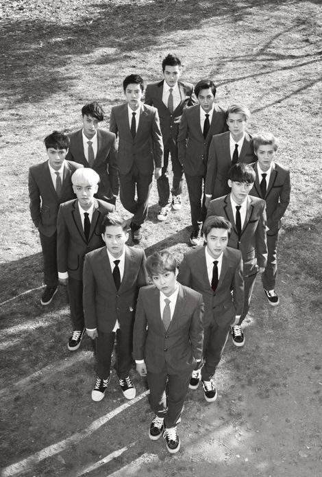 valeninlovee's tweet photo. EXO beranggotakan 12 orang
2012: Debut
2014: kehilangan 2 member

Treasure beranggotakan 12 orang
2020: Debut
2022: kehilangan 2 member

Sama sama boy group yg beranggotakan 12 orang dan kehilangan member di tahun kedua

DAN DUA DUANYA GUE SUKAK💔😭 https://t.co/UyuGCiYwqk