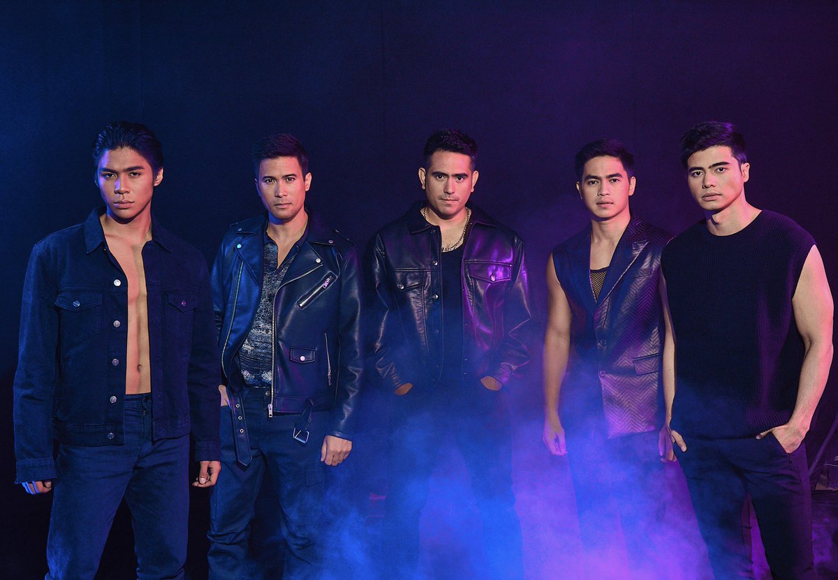 kristof_Garcia1's tweet photo. Get to know #StarMagicFLEX cover boys, Gerald Anderson & Sam Milby, Ultimate Flexmate Elyson De Dios, and Flexmates Kristof Garcia and Michael Ver Comaling’s wet and wild side only on ABS-CBN Entertainment’s Youtube Channel.
Watch the full episode here:
https://t.co/9LiPwm0PXQ https://t.co/FXVPsFH7DS