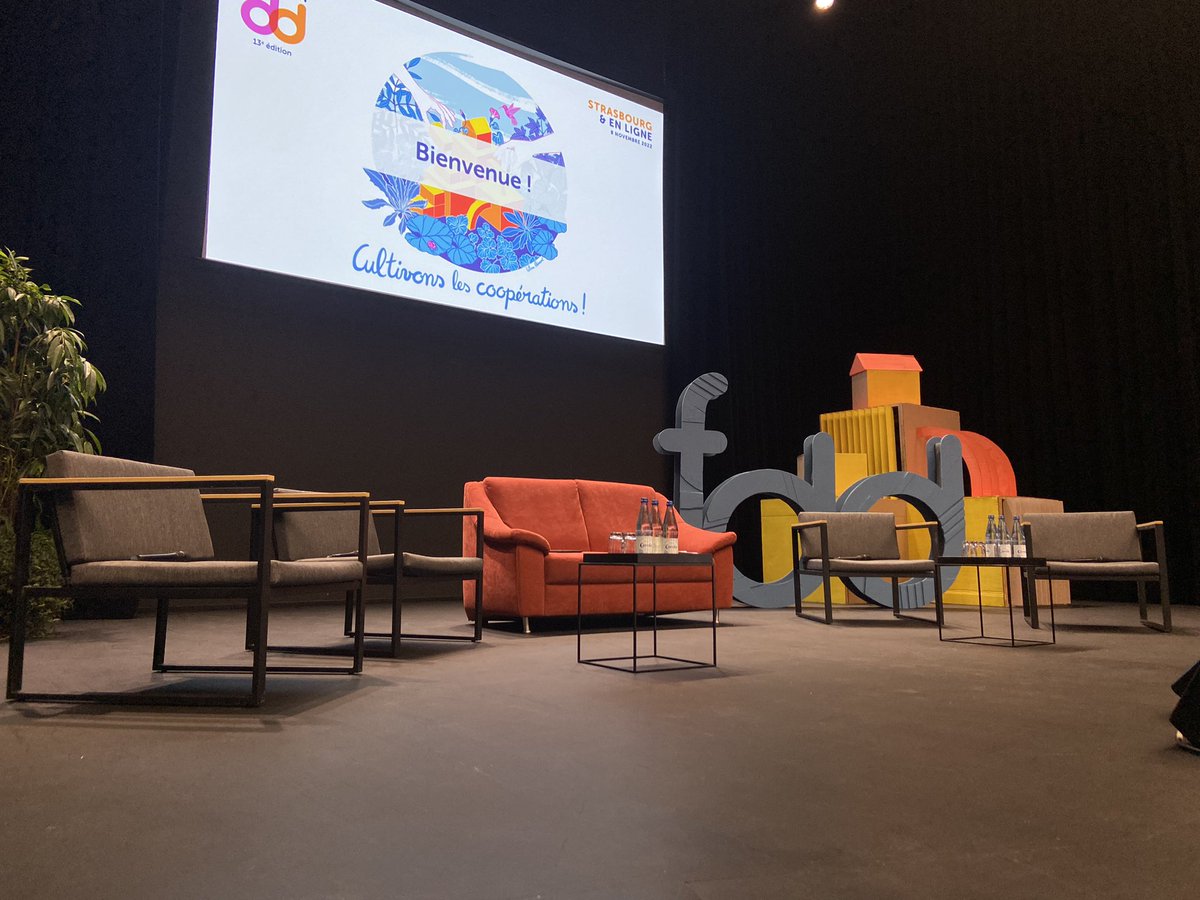 rcklnpro's tweet photo. 🎬 C’est parti pour la Plénière d’ouverture du #forumdd https://t.co/NtP07p7qyD