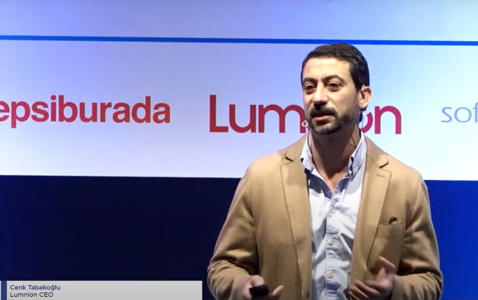 <a href="/lumnion/">Lumnion</a> CEO Cenk Tabakoğlu: "Sigortacılıkta fiyatlamada yüzde 1'lik bir hata yapıldığında, yaklaşık 10 milyar dolarlık bir hata yapmış oluyorsunuz. Türkiye'de canlı örneği, kaskolarda yaşanıyor ve geçen yıla göre ciddi fiyat artışı oldu.”