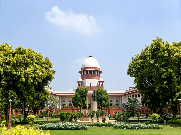 ani_digital's tweet photo. Education not a business to earn profit, tuition fee must be affordable: Supreme Court

Read @ANI Story | https://t.co/dTUE43INUV
#SupremeCourt #education #TutionFees https://t.co/NPCxFTSFzm
