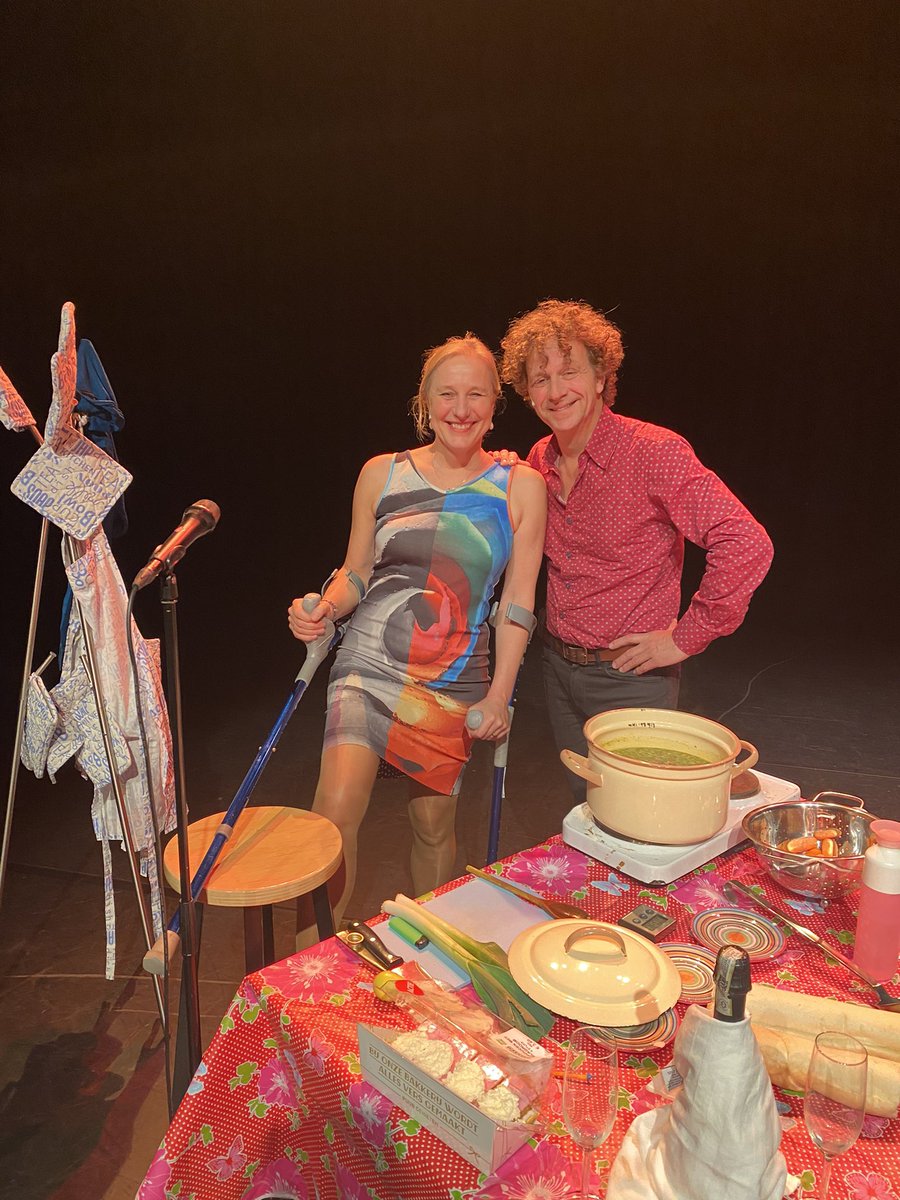 nynka delcour tweet media