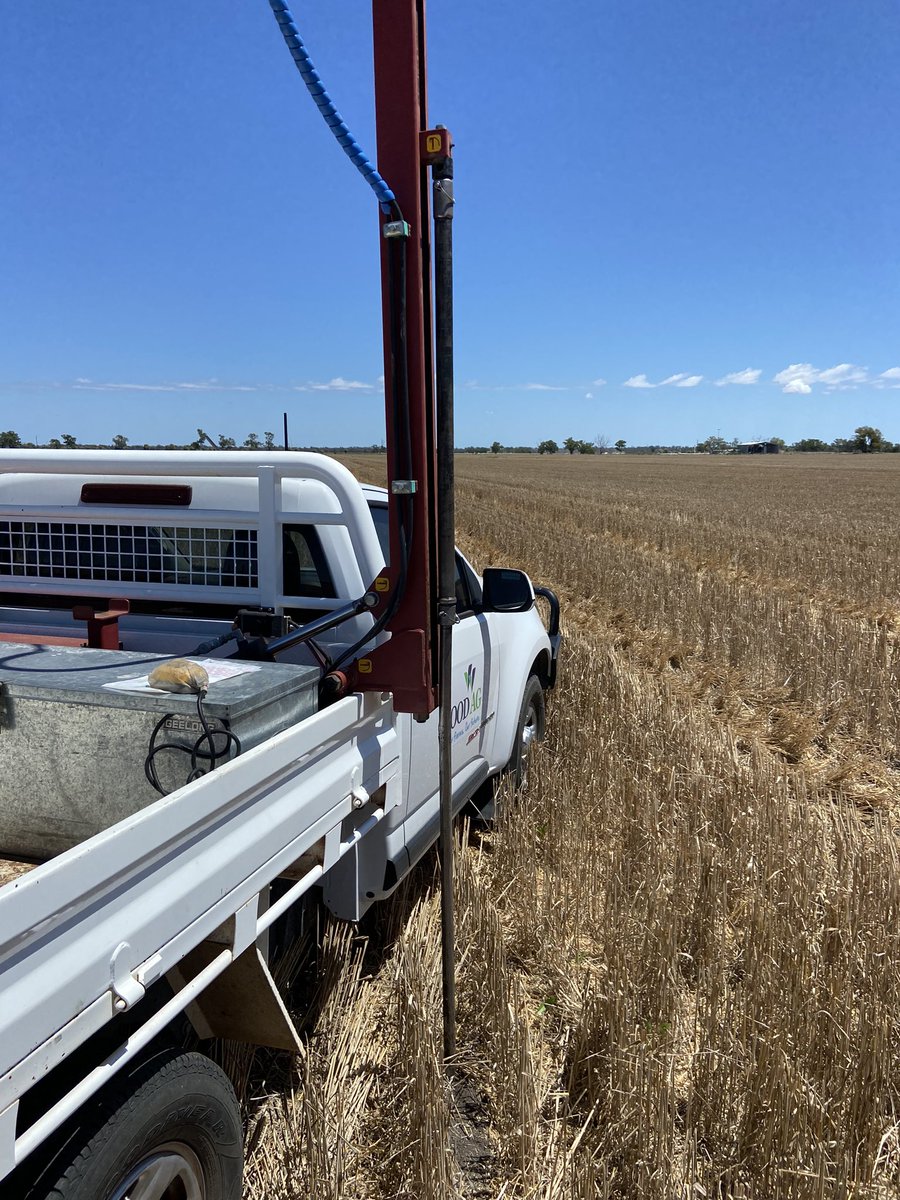 CoreyCutler114's tweet photo. Exciting day out soil coring for some soil tests. Learning lots in my first couple of weeks as a junior agronomist  @WoodAg_4413 https://t.co/GaNNJfncyM
