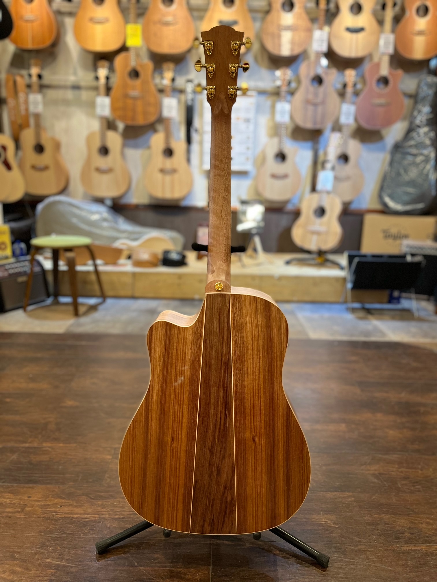 選ぶなら 【飛騨様専用】コールクラークのエレアコです！金欠の為