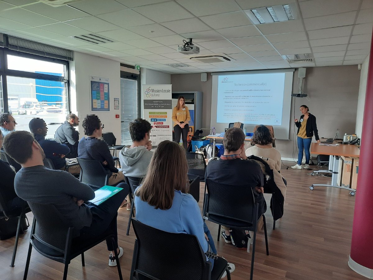 [Actualité ] Aujourd'hui, en partenariat avec la Mission Locale du Forez Montbrison, découverte des métiers du commerce pour des jeunes en recherche d'emploi et Job Dating avec Carrefour Feurs et Super U Savigneux.