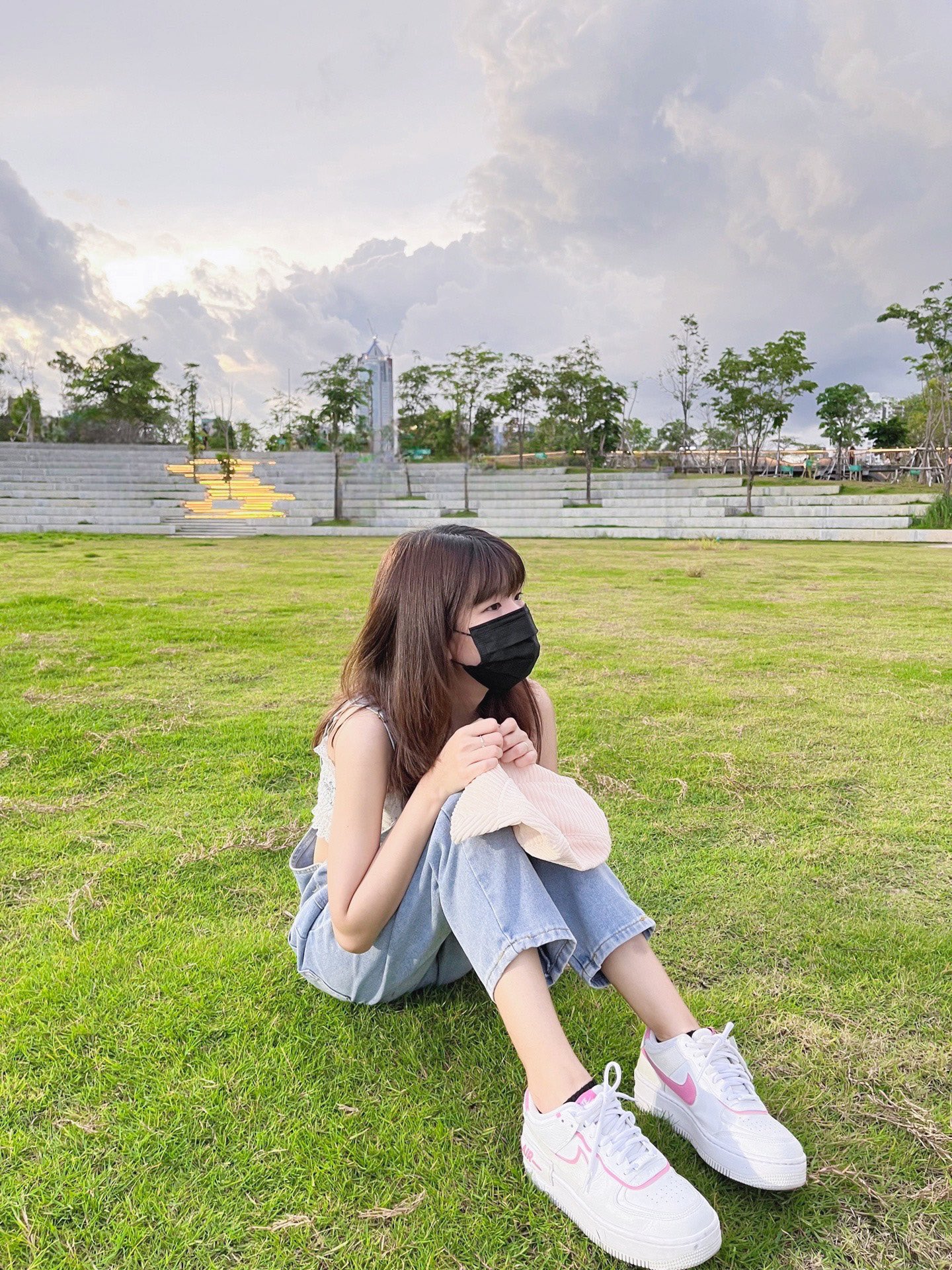 🎀🍼𝗿𝗮𝗶𝗻𝗯𝘂𝗻𝗻𝘆🐰🤍 on Twitter: "นั่งมองหน้ากันแล้ว 1 #ENGENESelcaDay https