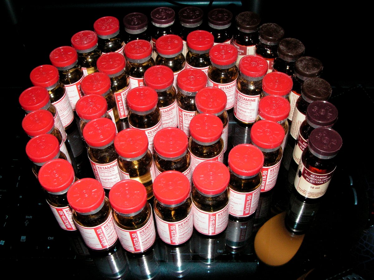 Hoe effectief en veilig is (R,S)-ketamine t.o.v. ECT bij therapieresistentie depressie?

<a href="/RoelMocking/">Roel Mocking</a> bespreekt de eerste meta-analyse, die o.a. verschillen in effectiviteit en type bijwerkingen aan het licht brengt.

Lees het hier: dejongepsychiater.nl/onderzoek/klin…