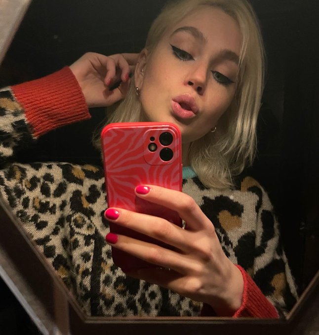 Selfie time, which photo is your favourite? ;) #model #selfie #tongue #blonde #beauty #horny #slut #kiss<a href="/tag/selfie"class="tags"><span>#selfie</span></a><a href="/tag/model"class="tags"><span>#model</span></a><a href="/tag/lips"class="tags"><span>#lips</span></a><a href="/tag/beauty"class="tags"><span>#beauty</span></a><a href="/tag/blonde"class="tags"><span>#blonde</span></a><a href="/tag/kiss"class="tags"><span>#kiss</span></a><a href="/tag/horny"class="tags"><span>#horny</span></a>