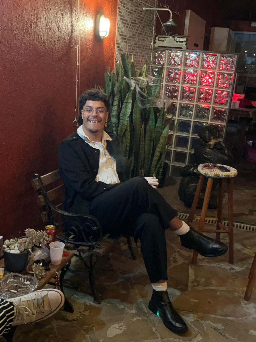 aincontareserva's tweet photo. 🧛🏾‍♂️🧛🏾‍♂️ https://t.co/4kvkWOJr6W