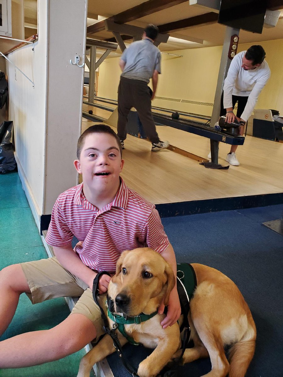 ECADServiceDogs's tweet photo. Love this photo sent in by Beth of Sam and Faith at the South Boston Special Kids Bowling League!! Faith is being the faithful Service Dog we know she is! We love when the furever homes send us updates on how things are going!
@ecad1.org
#bestservicedogs #faith #servicedogs https://t.co/24Mc1zupbY