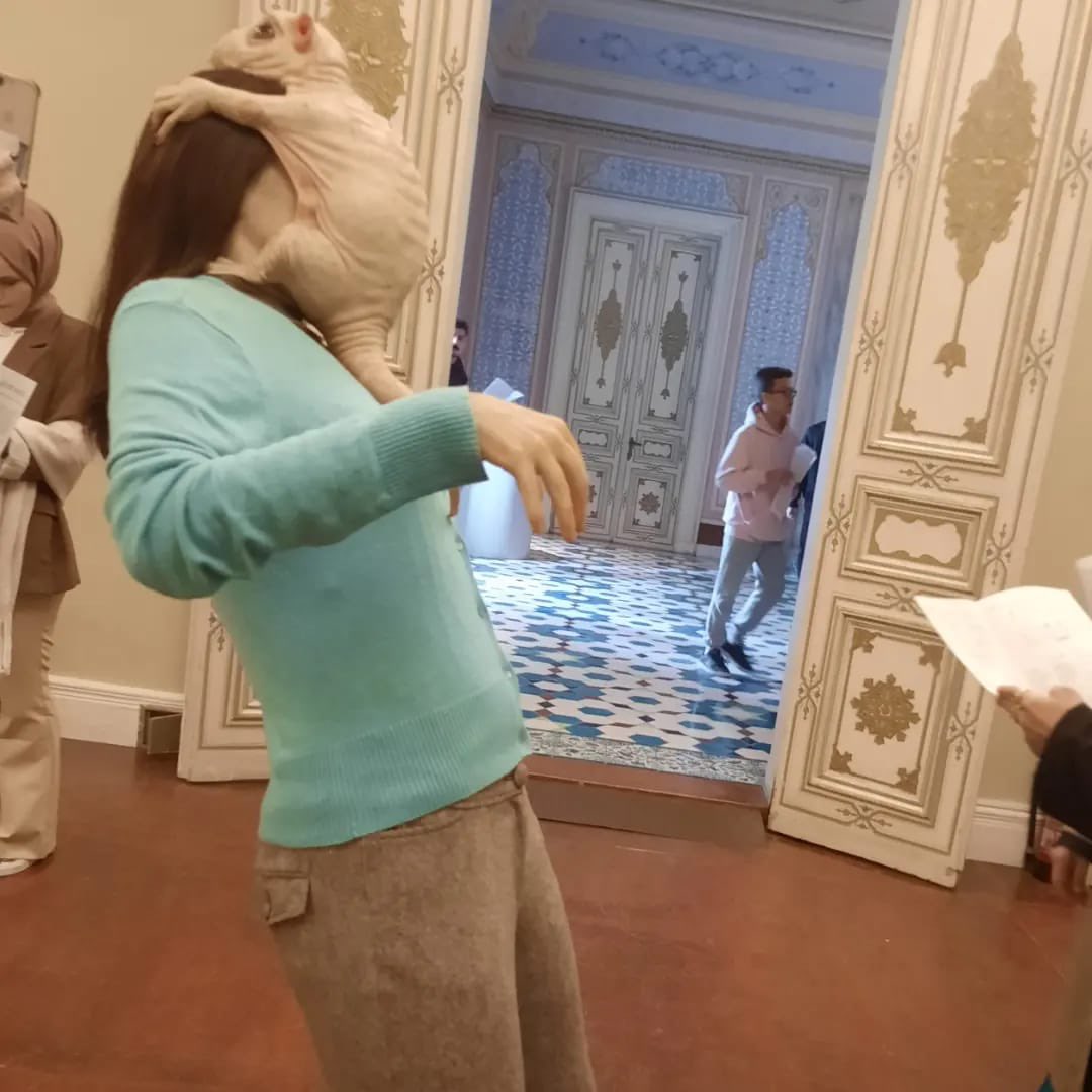 Çekmeköy Doğa Koleji Lise Liderlik Akademisi, Bilimsel ve Sanatsal Projeler Liderliğinin organize ettiği kültür gezimiz de Abdülmecid Efendi köşkünde ki "İsmi Lazım Değil" temali sergiyi ziyaret ettik. <a href="/peliNBym/">Pelin Aka</a> <a href="/sinan_gurkan/">Gurkan SINAN</a> <a href="/fatihh_polatt/">Fatih Polat</a> <a href="/GOKHANKNGR/">Gökhan Kenger</a> <a href="/DogaOkullari/">Doğa Koleji</a>