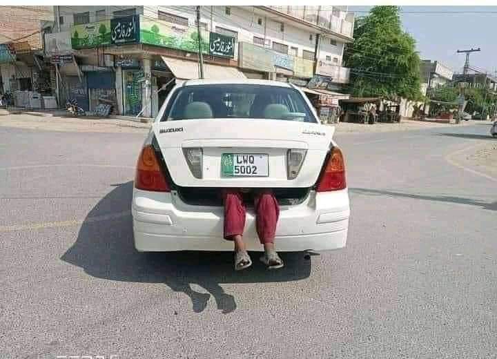 3Snbr's tweet photo. خیال آتا ہے تہذیب کی یتیمی پر۔
خدا عروج نہ بخشے کبھی کمینوں کو
#اردو_زبان
۔ https://t.co/qhTcmpu5N0
