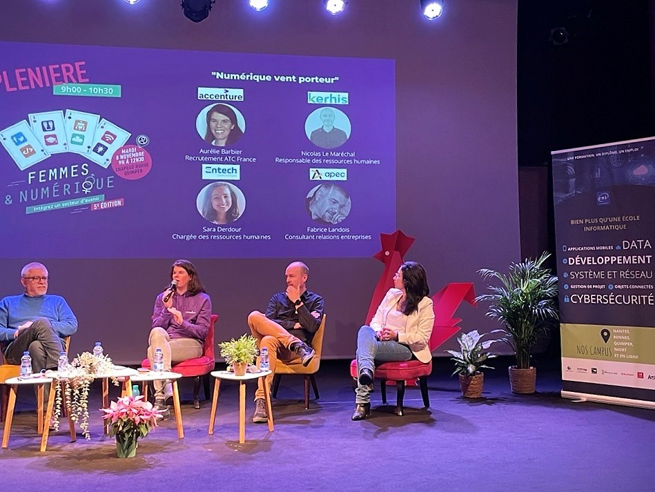[ÉVÉNEMENT - QUIMPER] Femmes &amp; Numérique 🚺

Aujourd'hui, + de 250 inscrits ont eu l'occasion de découvrir les #métiersdunumérique, de s'informer sur les #reconversions, de rencontrer des #professionnels et d'échanger sur leur projet. 

Voici quelques clichés de l'événement 👀