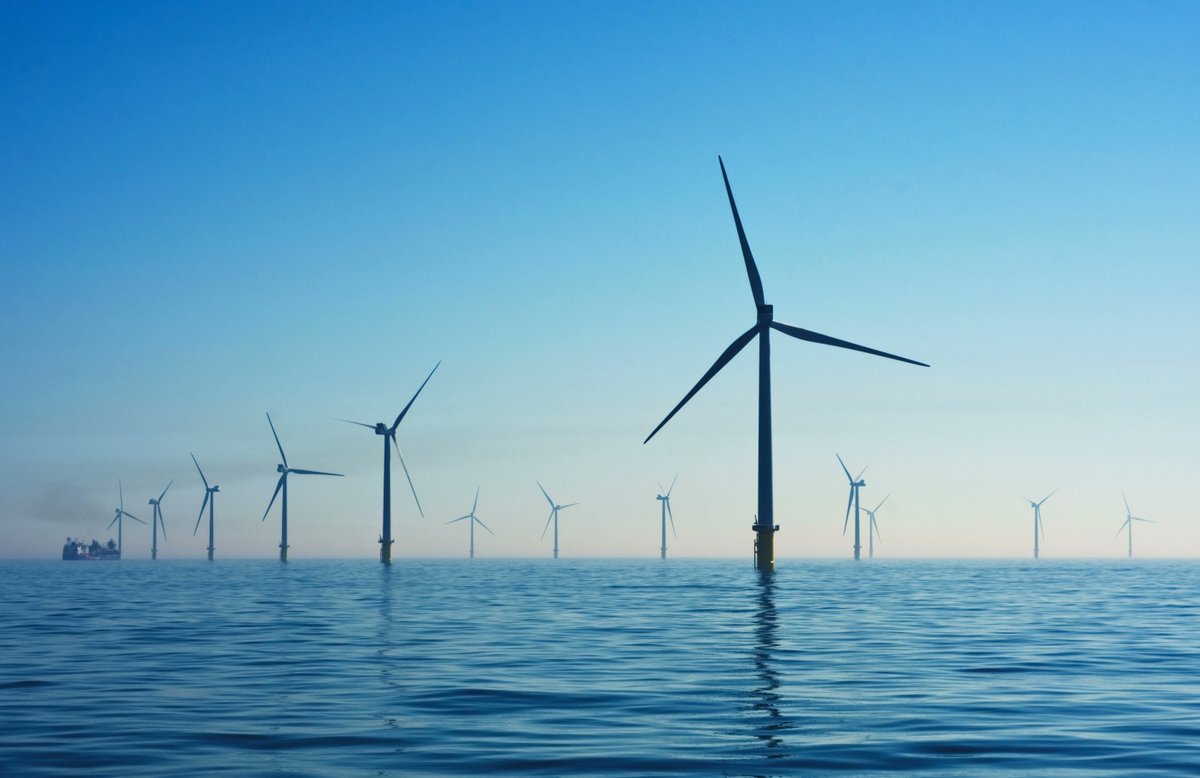 flagcomm's tweet photo. #ClimateChange and #BiodiversityLoss are interconnected, so why shouldn’t the solutions be too?

@Orsted is teaming up with @WWF on a 5-year partnership to advance offshore wind energy 🌬 while simultaneously restoring and enhance marine ecosystems 🐬- https://t.co/0uicqrF0Wj https://t.co/7otTy0wzRs