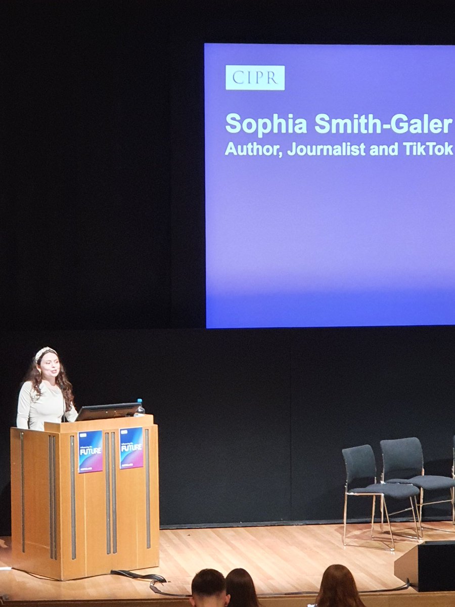 AimeePostle's tweet photo. A fantastic morning of many great talks at #ciprconf22 and now into the afternoon with the amazing @sophiasgaler kicking us off with TikTok creation and journalism. Loving today! https://t.co/yjPfV6Fh5Y