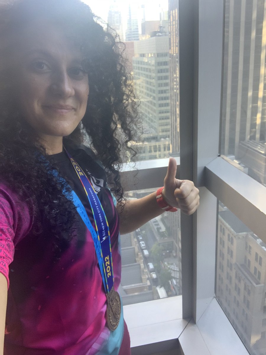 Ishavitt's tweet photo. Siempre subiendo nunca bajando!πͺπ½πππ½ββοΈπΊπΈ
#NYCMARATHON #marathoner #NewYork #Manhattan #timessquare #novemberinnewyork #Runnergirl #keepgoing #youdidit #milleniumhotel #dreamcametrue https://t.co/asIfp8IAU5