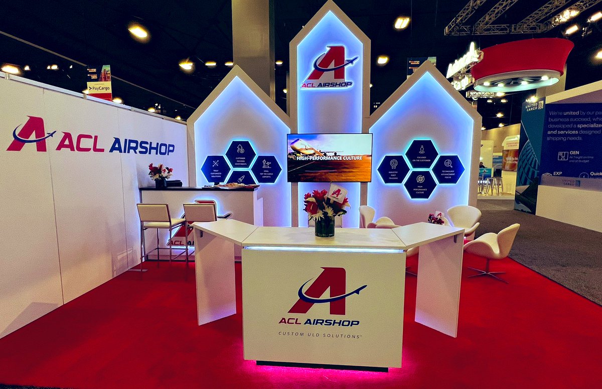 ACLAirshop's tweet photo. We are set and ready to see you soon, Miami! Looking forward to the kick off of @tiacaorg Air Cargo Forum! #AirCargo #CustomULDsolutions #Miami https://t.co/3i1M7VVrtm