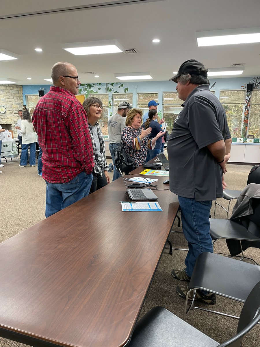 Saturday, November 5 we got the opportunity to work with our partners to provide information, answer questions and provide assistance to our community at the 1st Annual Fall Landowner Expo!