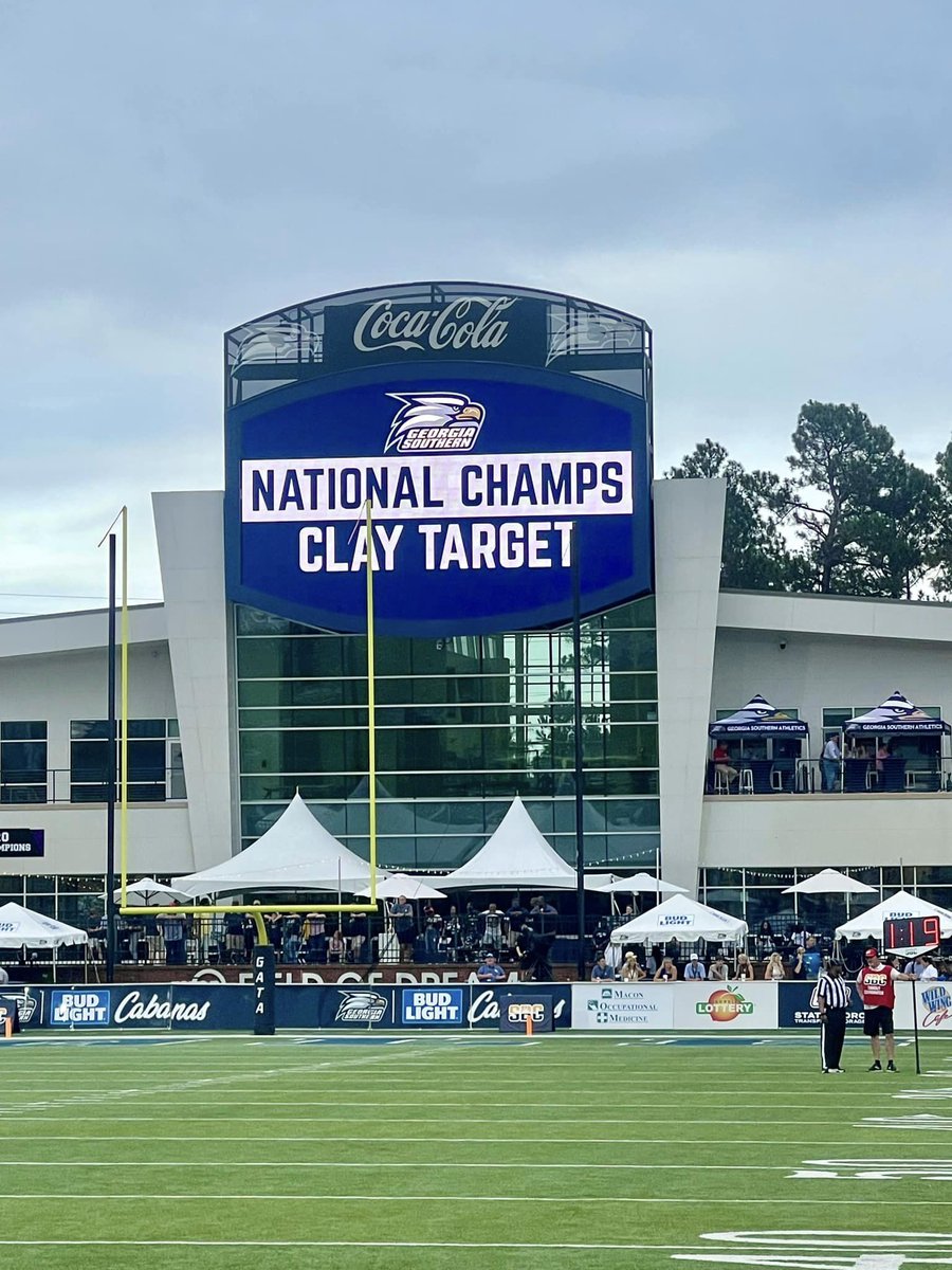 WingClayNation's tweet image. Great day at Paulson Stadium as the 2022 Georgia Southern Clay Target Team is recognized for their 2022 ACUI D3 Collegiate Clay Target Championship in San Antonio.  They beat 50 other teams that shot D3.  D3 just means max 10 team shooters with no bearing on school size.