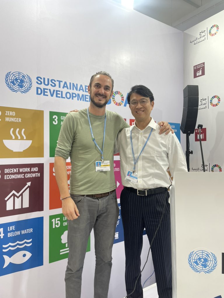 Amazing to see <a href="/hiromichimizuno/">HIRO MIZUNO</a> talking about the absolute need for transparency and economic equity if we are going to have a chance of moving to a sustainable world!

P.s. good to see the finance guys getting rid of the ties.