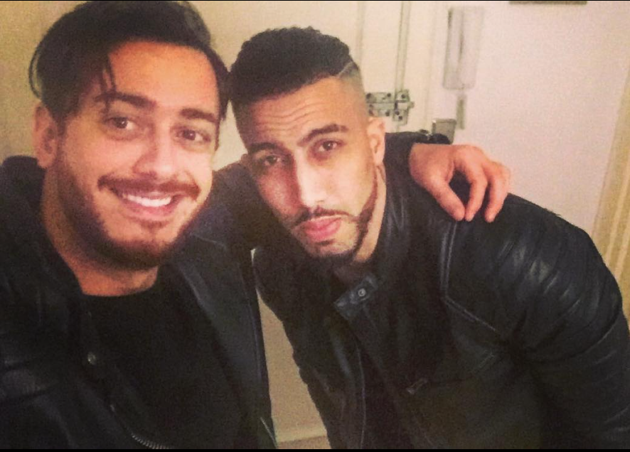 littlenumy1's tweet photo. من هما نجم ونجمة المغرب الأولان؟
(..) حالياً #سعد_لمجرد  هو الرقم 1، من خلال بذله الكثير من الجهد للفن.
ما هي مشاريعك المستقبلية؟
(...) لدي عمل ضخم مع الفنان #سعد_لمجرد  أيضاً، سيبصر النور قريباً إن شاء الله.
مقتطف من حوار موبيزي مع مجلة #فن https://t.co/sXtUFnyN6b