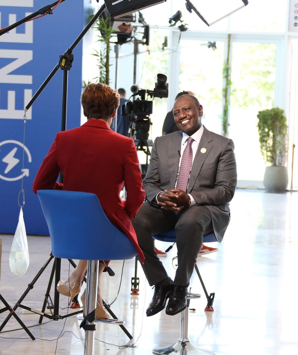 HusseinMohamedg's tweet image. Watch ⁦@WilliamsRuto⁩ on CNN with ⁦@BeckyCNN⁩ 6pm EAT on Climate Change; impact on Kenya and Africa’s plans to a green future.