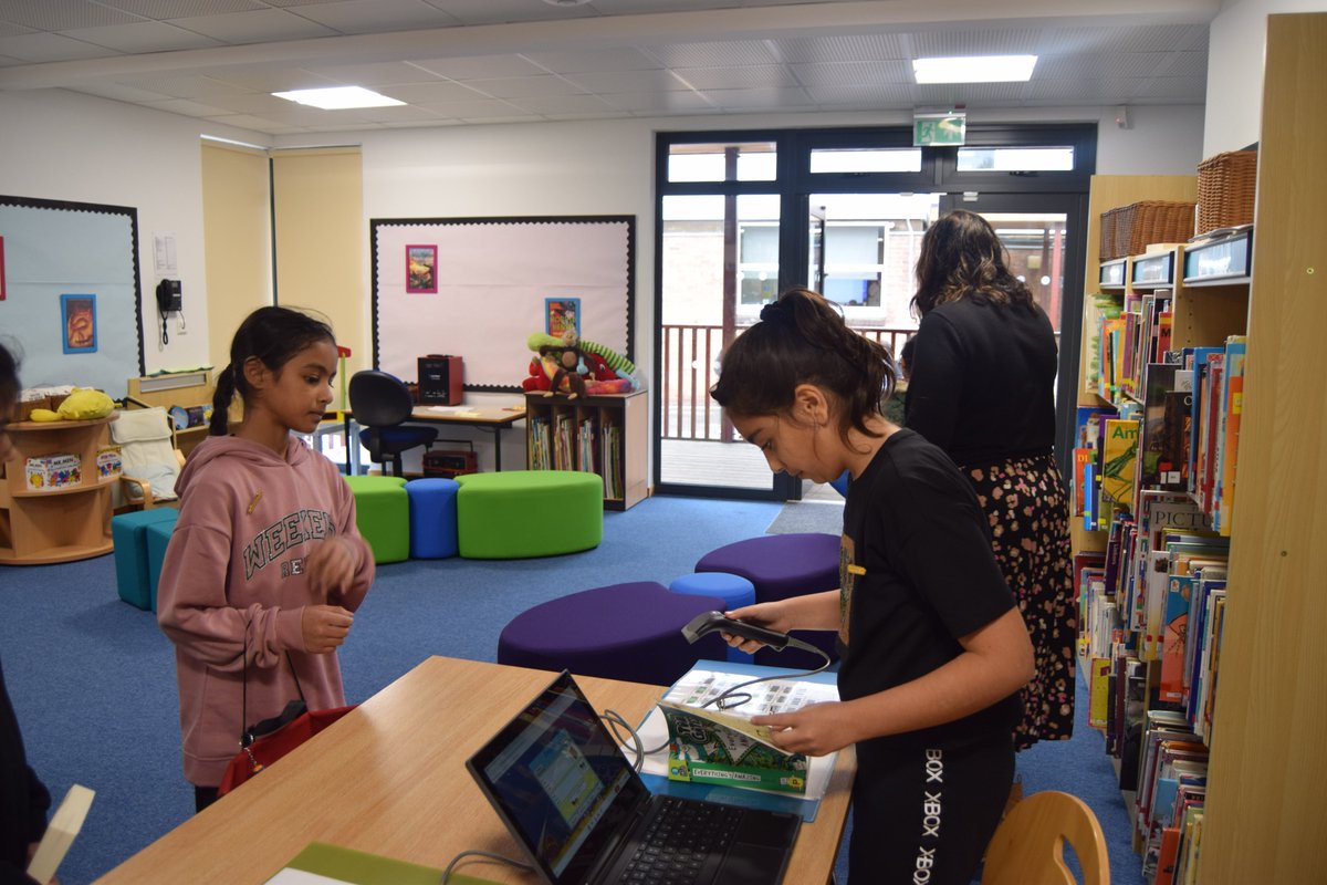 It was exciting to open our new school library today. Pupils found it difficult to choose from so many exciting books!