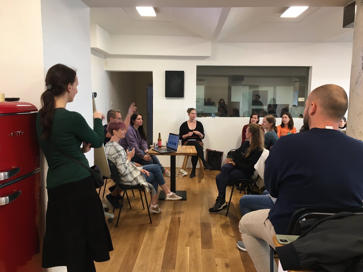 ResearchTuesday's tweet image. Výzkum dělá každý – to je téma nejen dnešního setkání #ResearchTuesday, ale nejspíš i spousty výzkumnic a výzkumníků v praxi, protože tolik lidí jsme ještě v @theforgecz neměli!