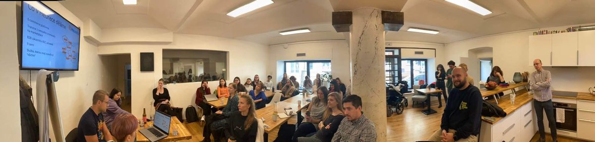 ResearchTuesday's tweet image. Výzkum dělá každý – to je téma nejen dnešního setkání #ResearchTuesday, ale nejspíš i spousty výzkumnic a výzkumníků v praxi, protože tolik lidí jsme ještě v @theforgecz neměli!