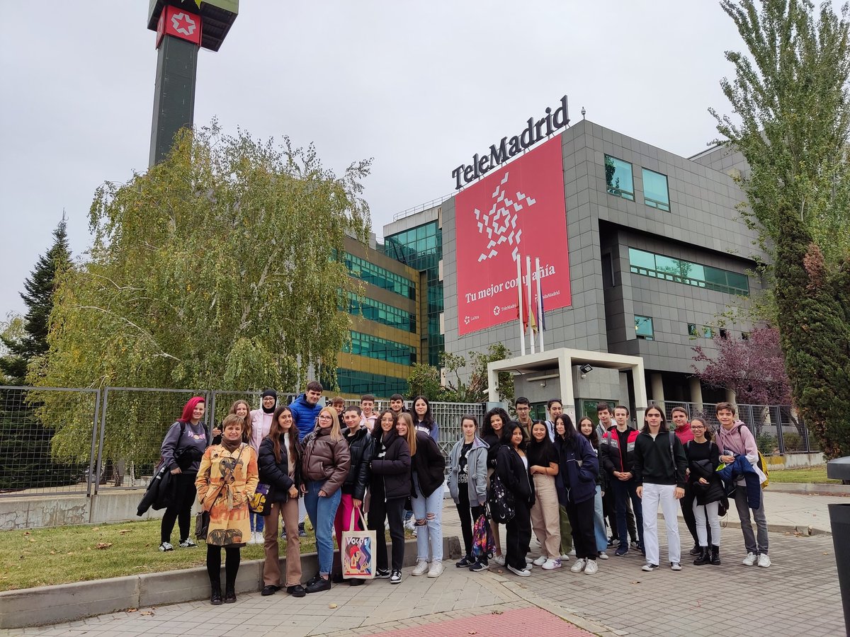 Gracias a Onda Madrid por acogernos está mañana. Olimpiada del Saber.