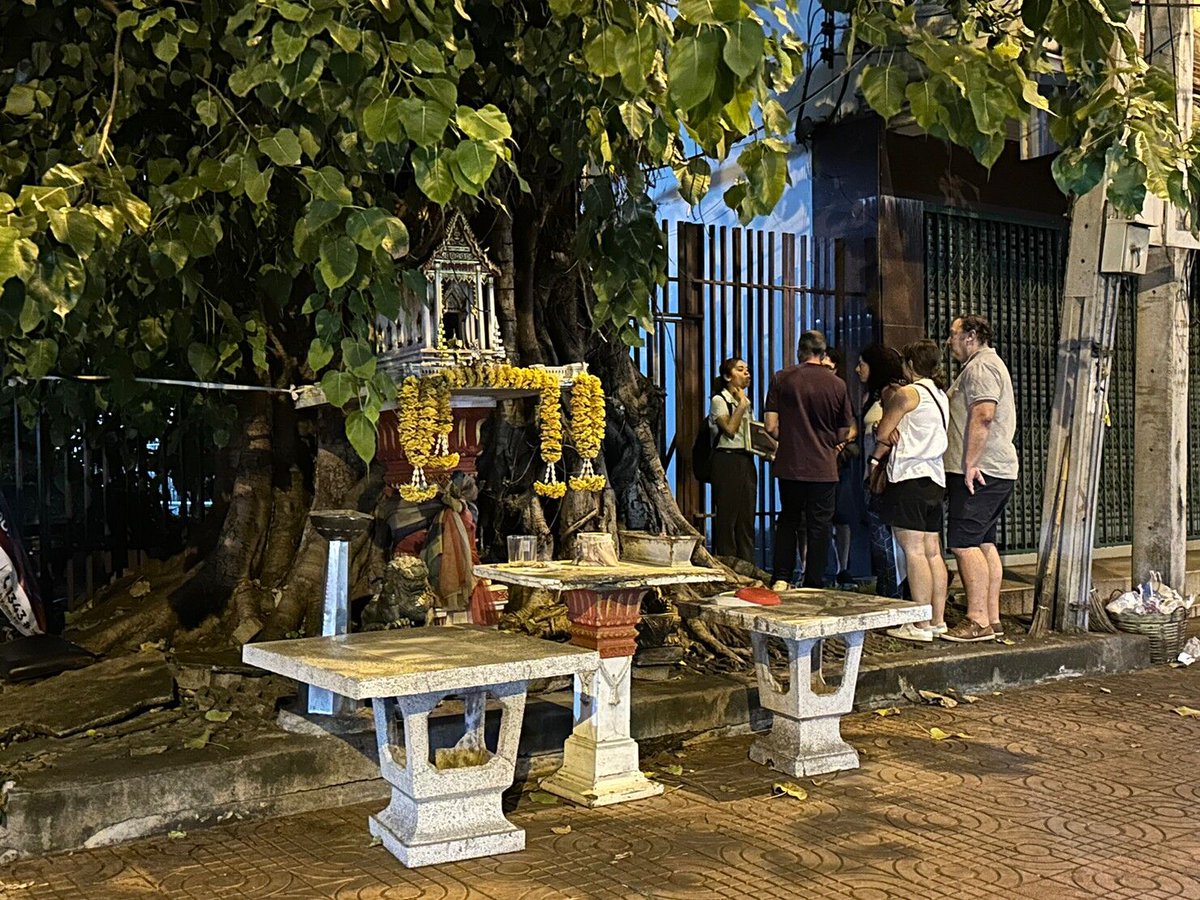 expique's tweet image. We had fun on our "Dark Bangkok" tour on Halloween. 

The best news is it is now available on demand throughout the year! expique.com/dark
#darkbangkok #ghosttour #bangkok