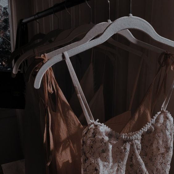 UNTLD4WN's tweet photo. 𝙼𝙸𝙽𝙽𝙰 𝙎𝙀𝙊𝙉𝙂-𝙂𝙔𝙀   —  '  the 𝒔𝙝𝙤𝙬-𝙤𝙛𝙛 !  
  ﹙ talkative, preppy, delicate,
     does some impulsive s̵h̵ı̵t̵  .  ﹚* https://t.co/mNyBy2p3bu