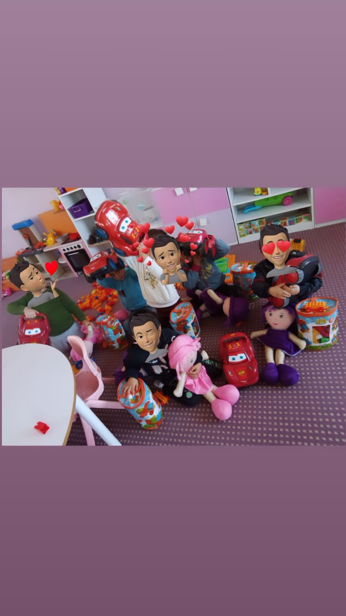 10 Bin Okul projesi kapsamında okulumuza oyuncak dağıtımı yapıldı...<a href="/ErnezDemir/">Demir Ernez</a> <a href="/tcmeb/">Millî Eğitim Bakanlığı</a> <a href="/Diyarbakirmem/">Diyarbakır İl Millî Eğitim Müdürlüğü</a> katkılarından dolayı teşekkürler...