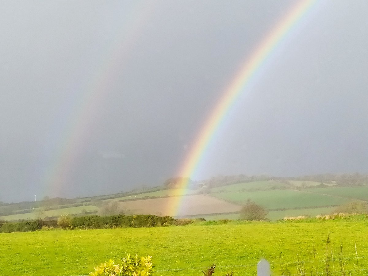 Lovely double rainbow right outside my lounge window in Ceredigion. <a href="/DerekTheWeather/">Derek Brockway - weatherman</a>