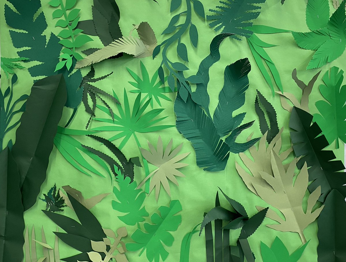 This is our craft jungle, watch as the creatures appear.🌲