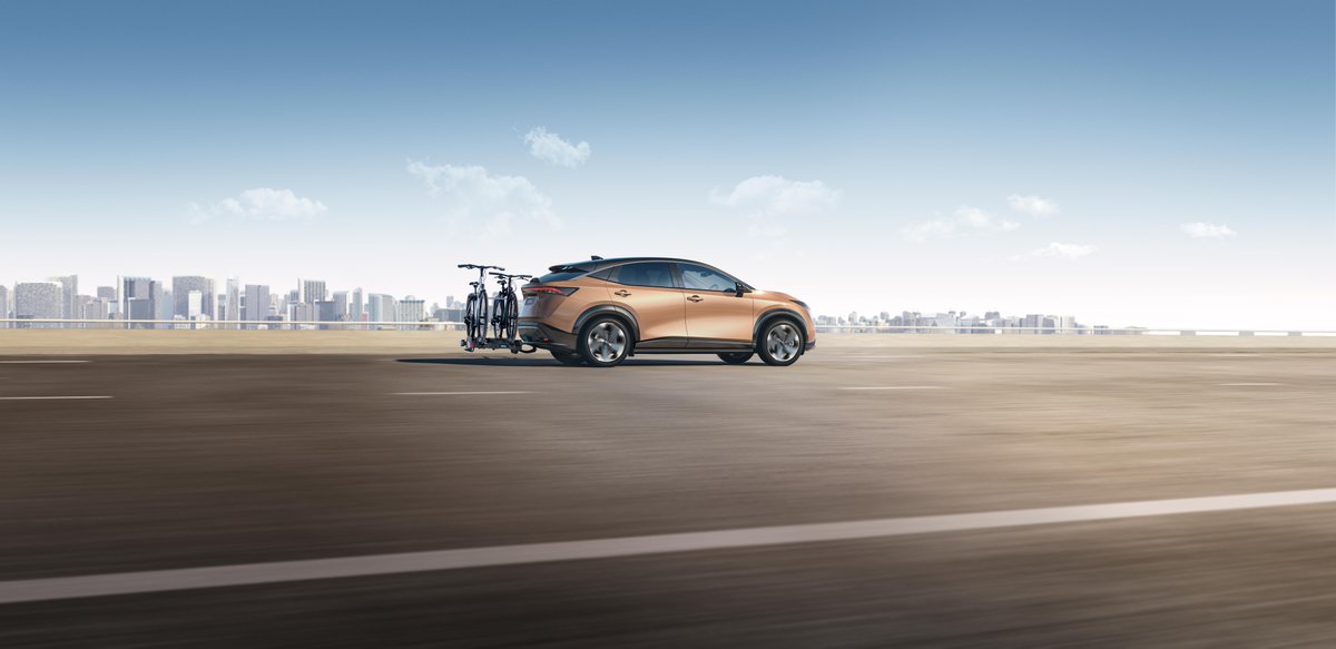 Heading on holiday with your #NissanARIYA this winter? Customise it to suit your destination 🤩 Whether you're going mountain biking in Scotland, skiing in Europe, or need extra storage space for family trips, you can choose the best accessories to fit your needs.