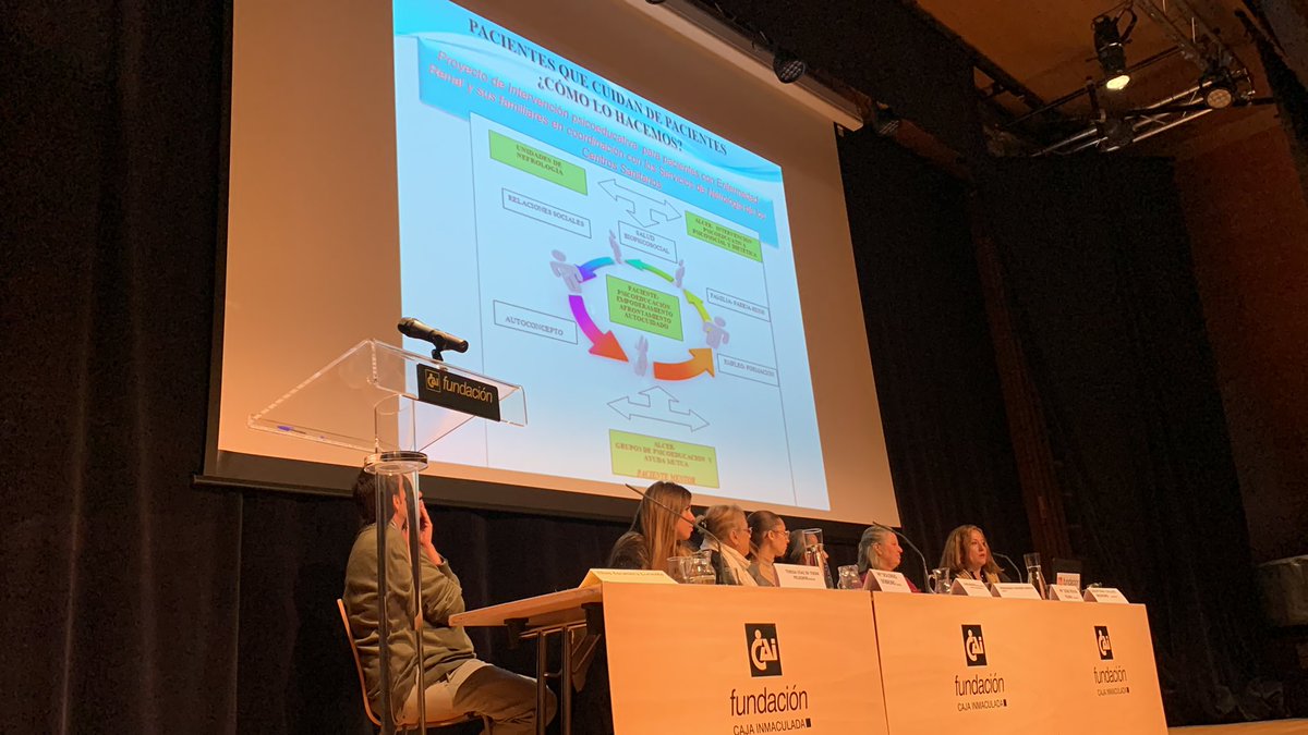 Desde <a href="/ALCER_Ebro/">ALCER EBRO</a> nos presentan la iniciativa “Pacientes que cuidan de pacientes”  El paciente se tiene que sentir parte de los servicios sanitarios.