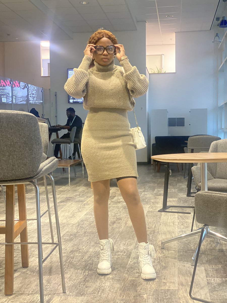 OmotayoNafy's tweet photo. The compliments I got yesterday walking the street with this dress ehn 🥰🤩. https://t.co/DE89vESy7c