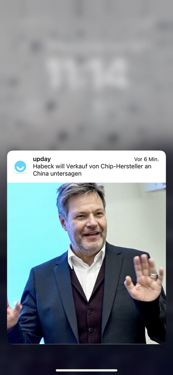 Anzugmensch's tweet image. Ehrenmann