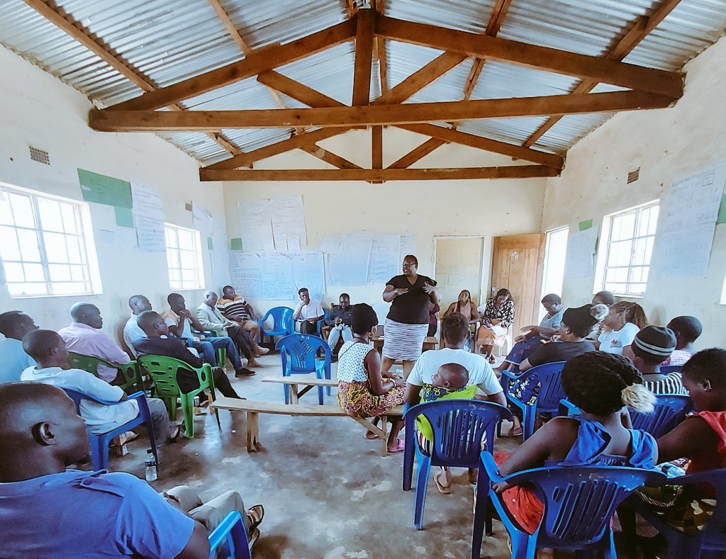 GJU_Malawi's tweet photo. We have come back together for the sensitisation component of today. The participants are very lively. Despite detailed legislation (the #DEWIPA) issues of disinheritance and distribution of deceased estates remain a significant source of violence &amp; strife within our communities. https://t.co/591rG1OmiN