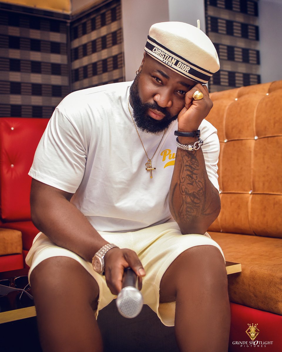 HARRYSONG tweet media